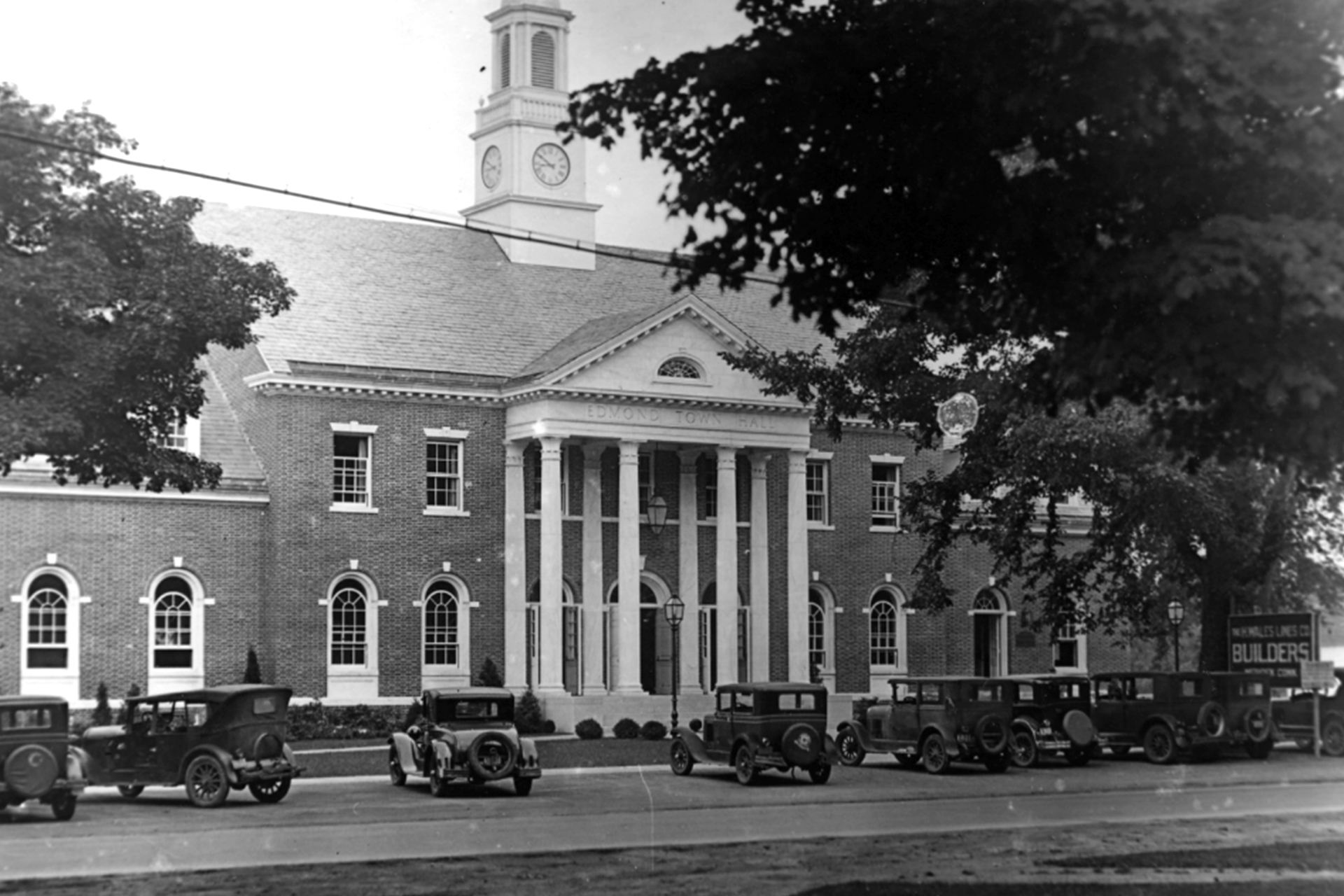 EmdondTownHall_History EmdondTownHall_History